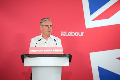 MP backs down from Labour leadership bid as Starmer vows to prove doubters wrong