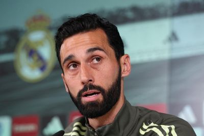 Arbeloa defends fighting players, Glasner vows to rotate, Liverpool v Chelsea buildup – matchday live