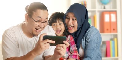 Screens are part of modern parenting – five tips for healthy use