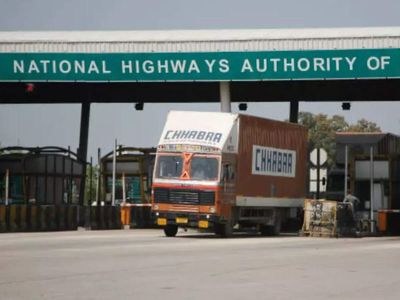 Nitin Gadkari inaugurates second barrier less Mundka-Bakkarwala toll plaza on UER-II
