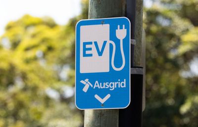 The global energy shock is driving people to EVs, solar and batteries. What renewables subsidies are available in Australia?