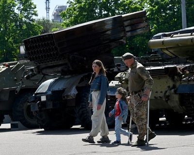 Ukraine war briefing: Moscow and Kyiv trade accusations of violating ceasefire