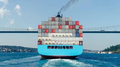 Maersk CEO sees passing higher oil shock costs to customers