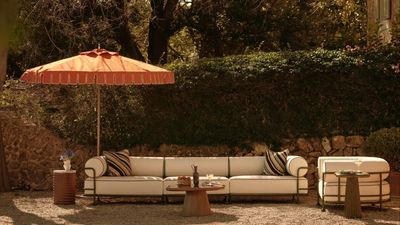 Curved Outdoor Seating Is the Trend Defining the Coolest Gardens in 2026 — And Suddenly Straight-Lined Patios Feel Wrong
