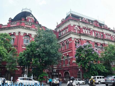 Bengal secretariat moving back to Writers' Buildings: Small traders hope for revival of businesses