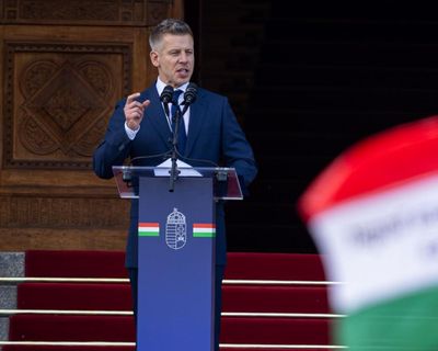 Hungary’s new PM apologises to those wronged under Orbán in first speech