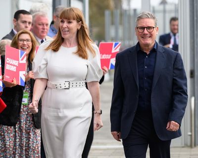 Starmer faces fight to survive as Streeting and Rayner eye leadership bids