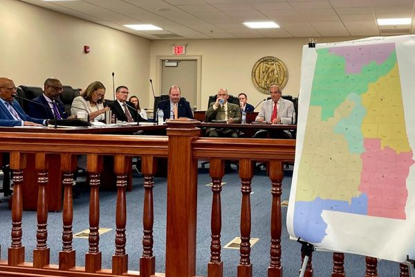 Alabama can use electoral map that favors Republicans, supreme court rules
