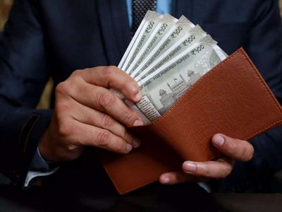 India Inc bets on mid-level talent; expects moderate salary hikes: Report