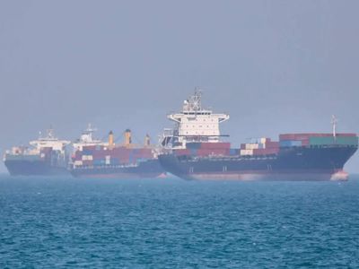 Indian sailor dies in dhow fire near Strait of Hormuz, 17 crew members rescued