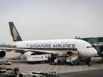 Singapore Airlines delays premium seat upgrade rollout to 2027