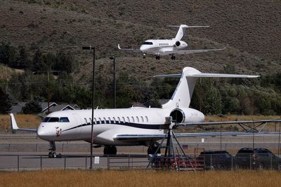 British public backs private jet ban over flight cuts amid fuel crisis