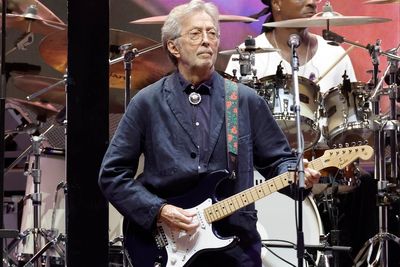 Eric Clapton ends concert early after fan throws object on stage