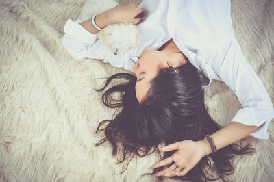 Sleep Hygiene Tips for Deeper Sleep and a Calmer Bedroom Environment That Supports Melatonin and a Healthy Circadian Rhythm