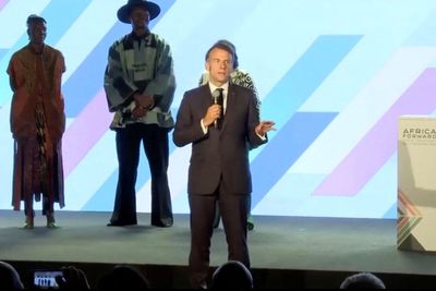 Furious Macron demands silence from audience in Kenya and accuses them of ‘total lack of respect’