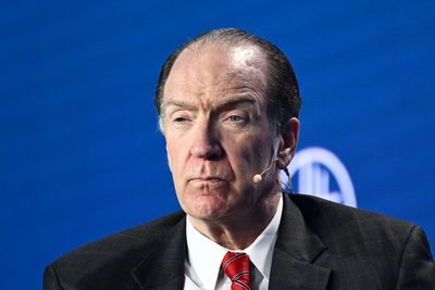 Former World Bank chief asks China to stop hoarding food and fertiliser