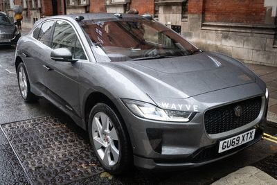 Wayve agrees partnership with Government to boost self-driving car tech in UK