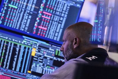 U.S Stock Market today: S&P 500 stocks show signs of historic Wall Street crash, bear market but expert notes ray of hope