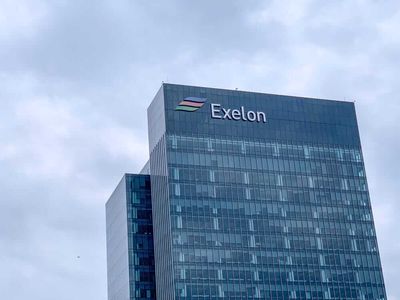 Is Wall Street Bullish or Bearish on Exelon Stock?