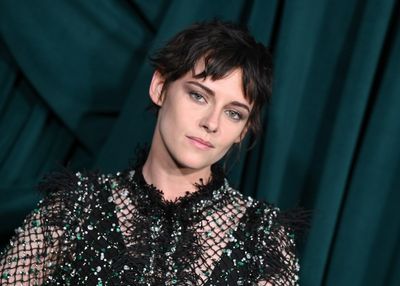 14 Years Later, Kristen Stewart's About To Star In A Very Different Kind Of Vampire Movie