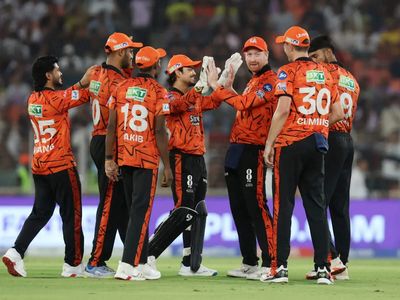 Gujarat Titans crush Sunrisers Hyderabad by 82 runs, climb to No.1 spot in IPL points table