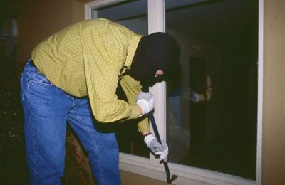 7 Home Features Burglars Say Make Older Residents Easier Targets