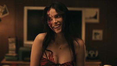 ‘A Curdled Stew Of Nastiness.’ Obsession Reviews Are Here, And Critics Are All Obsessed With The Same Thing