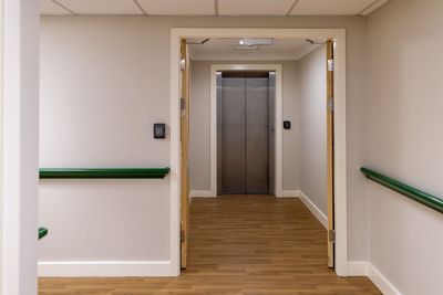 Lift safety warning as its claimed capacity limits ‘have not risen with obesity’