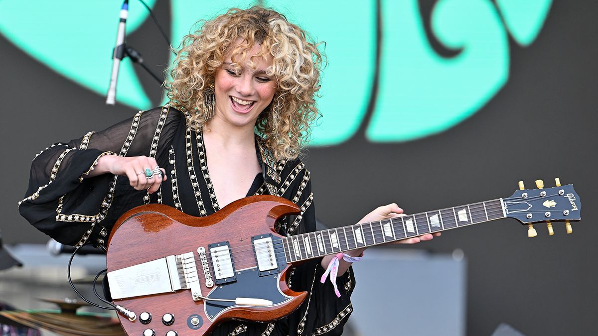 “If I could make it sound like a Floyd Rose, without…
