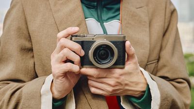 Lumix celebrates 25th birthday with a new premium compact camera and it's got a proper viewfinder!