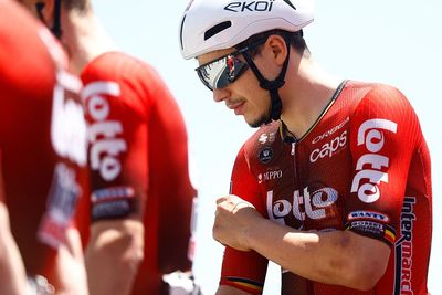 Milan Menten joins Arnaud De Lie in quitting Giro d'Italia as freak illness continues to punish Lotto Intermarché squad