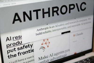 Anthropic in talks to raise $30 billion at $900 billion valuation