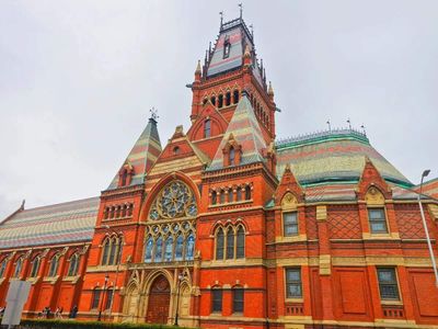 Harvard University may limit number of A grades awarded to students