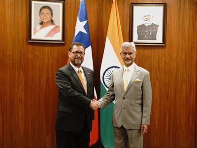 Jaishankar meets Chilean FM Mackenna; discusses trade diversification, multilateral cooperation