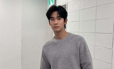 Kim Soo Hyun Health Concerns Grow After Actor Is Spotted to Be 'Noticeably Thin'