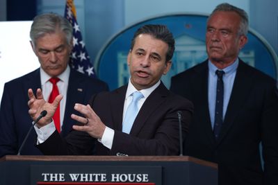 FDA Commissioner Marty Makary Resigns After Clashes With White House