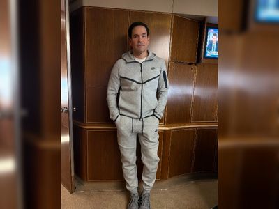 White House Labels Rubio's Air Force One Tracksuit 'Full Circle Moment' in Deliberate Parody of Maduro's Capture