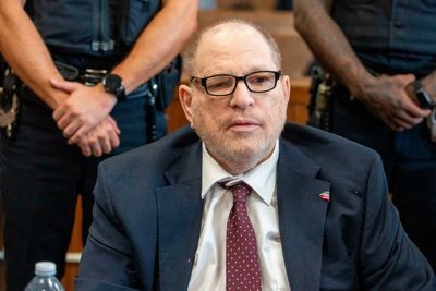 Jury deliberations begin in Harvey Weinstein's rape retrial in New York