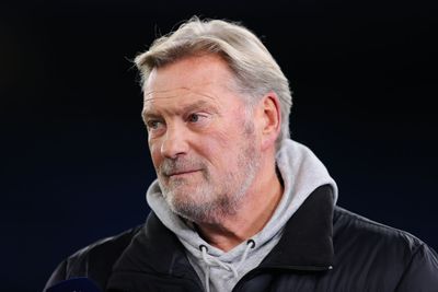 ‘Too many teams try to just defend against Manchester City – in the FA Cup final, Chelsea have got to think “Where can we hurt them?” If that’s on the counter, pick a team with pace, even in midfield’ Glenn Hoddle tells FFT about his Wembley gameplan
