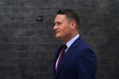 Starmer faces leadership challenge as health secretary Streeting readies to quit cabinet