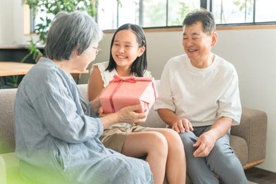 8 Gifts You Should Never Give to Your Grandchildren