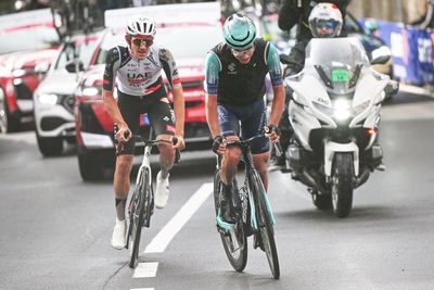 Wrong turn and crashes cause breakaway bedlam in absurd Giro d'Italia finale