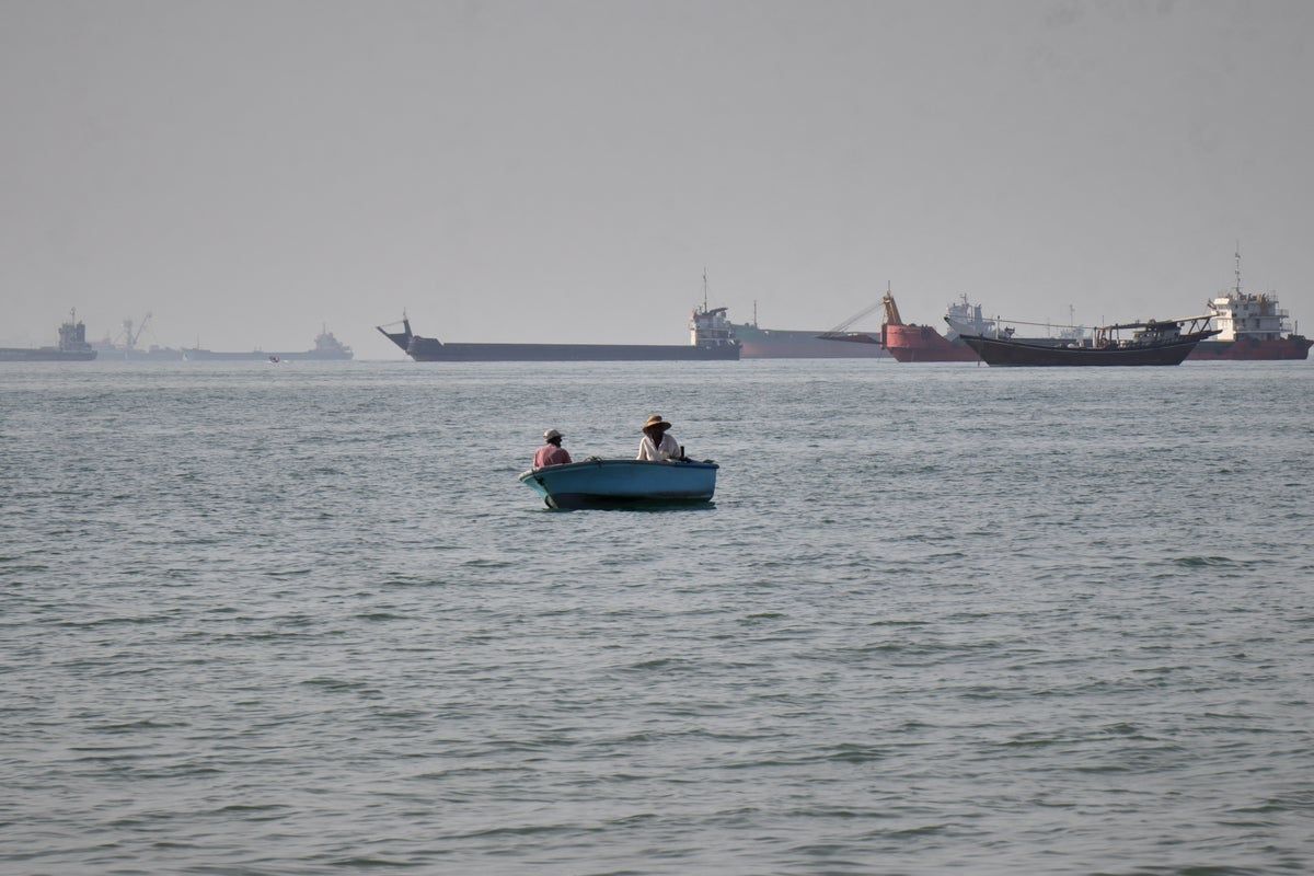 India Condemns Sinking of Indian Ship in Gulf of Oman Attack | Quick Digest