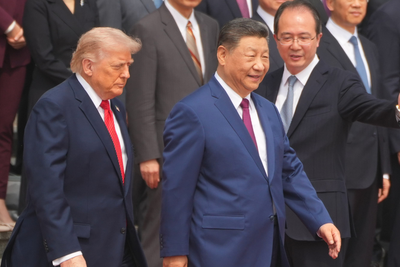 No ‘big fat hug’ as Xi and Trump stick to protocol at start of crucial summit