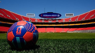 ‘Hazardous’ heat could put World Cup players’ health and performance at risk, report warns