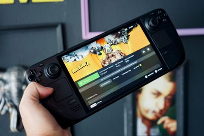 Handheld Gaming PC Comparison Guide: Comparing the Different Options in the Market