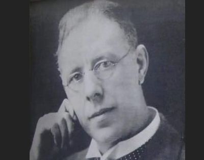 In 1913, Harry Brearley accidentally created stainless steel while testing rifle barrels