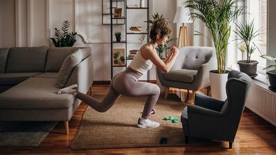 Returning to exercise? A physical therapist recommends mastering these three glute exercises before picking up weights