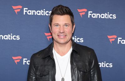 How was it when Nick Lachey and Jessica Simpson came face-to-face for the first time in 20 years?