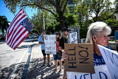 Miami residents sue over land for Trump presidential library